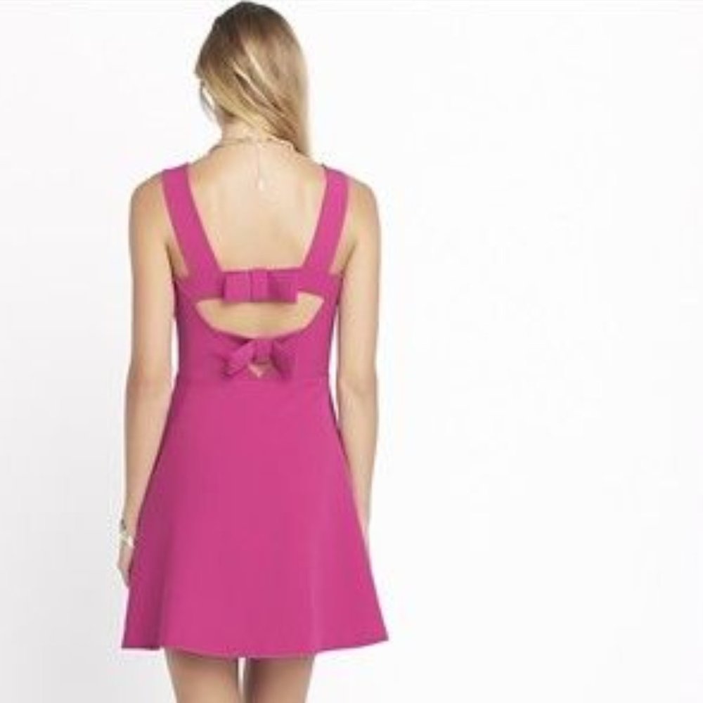 Dynamite Pink Cutout Bow Back Dress Sz Large - Picture 1 of 10